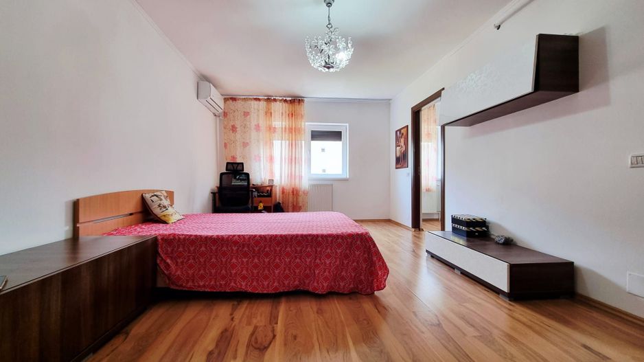 Garsoniera Mansarda Militari Apusului - Poză 1