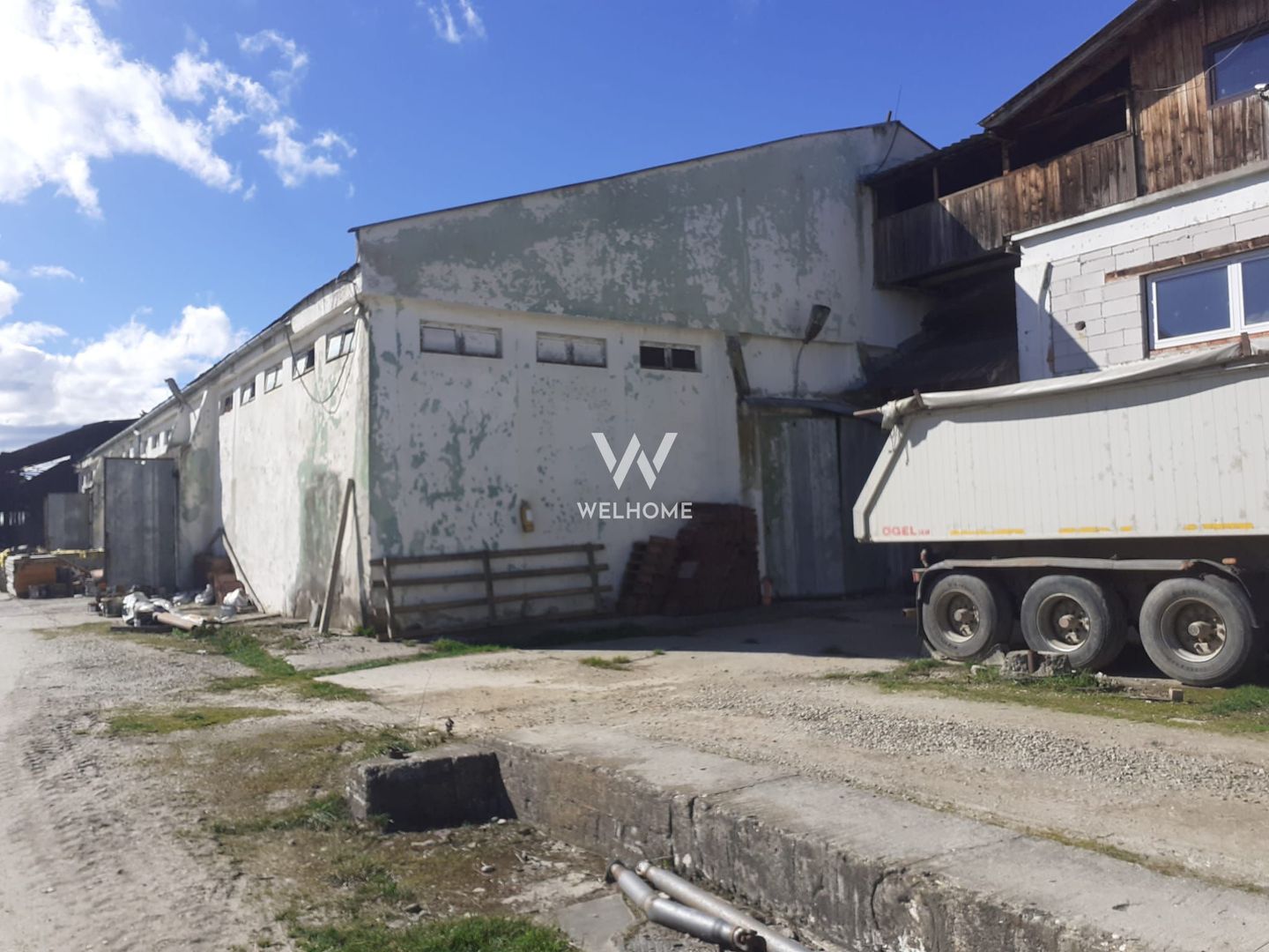 Spatiu industrial-baza depozitare cu cale ferata-Arpasu de Jos - Sibiu - Poză 1