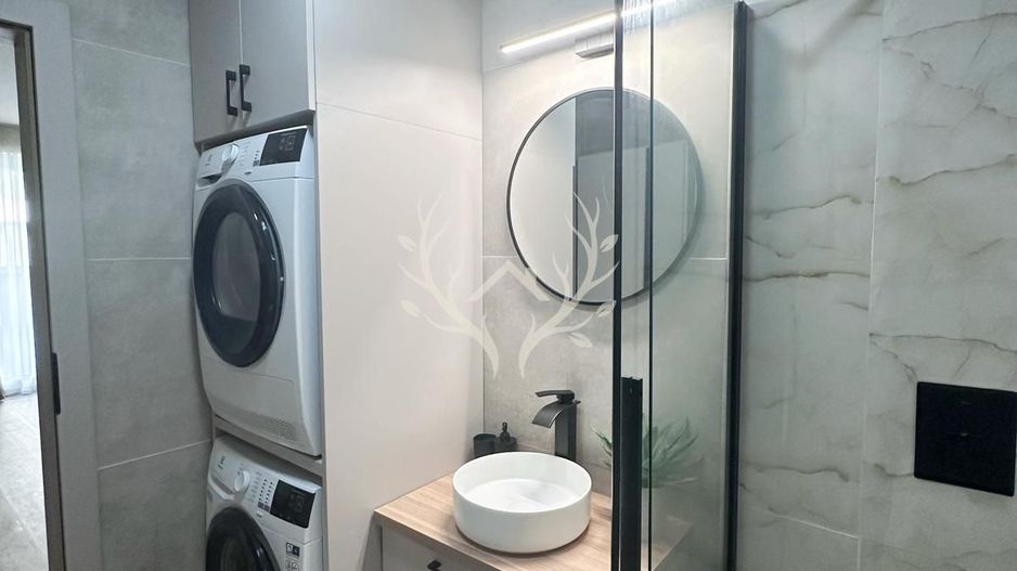 Apartament cu 3 camere si terasa de 82 mp - zona Vivo Floresti - Poză 8