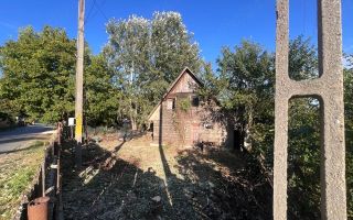 Teren 500 mp cu cabană în Paun - Poză 4