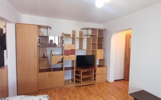 Apartament 2 camere semidecomandat, bloc reabilitat - Poză 3