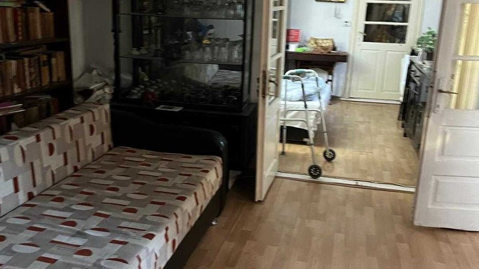 De vanzare casa trei camere - Poză 7