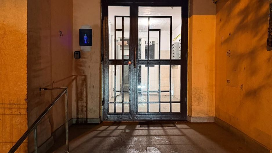 Apartament 2 camere de vanzare renovat si mobilat cu loc de parcare AD - Poză 18