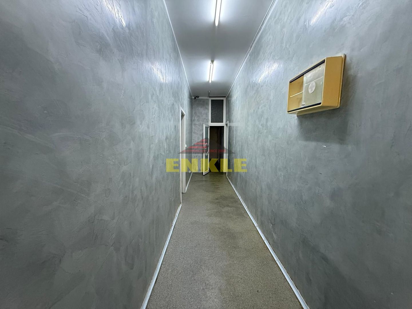 DE ÎNCHIRIAT – SPAȚIU COMERCIAL 140 MP | ZONA UNIRII - Poză 2