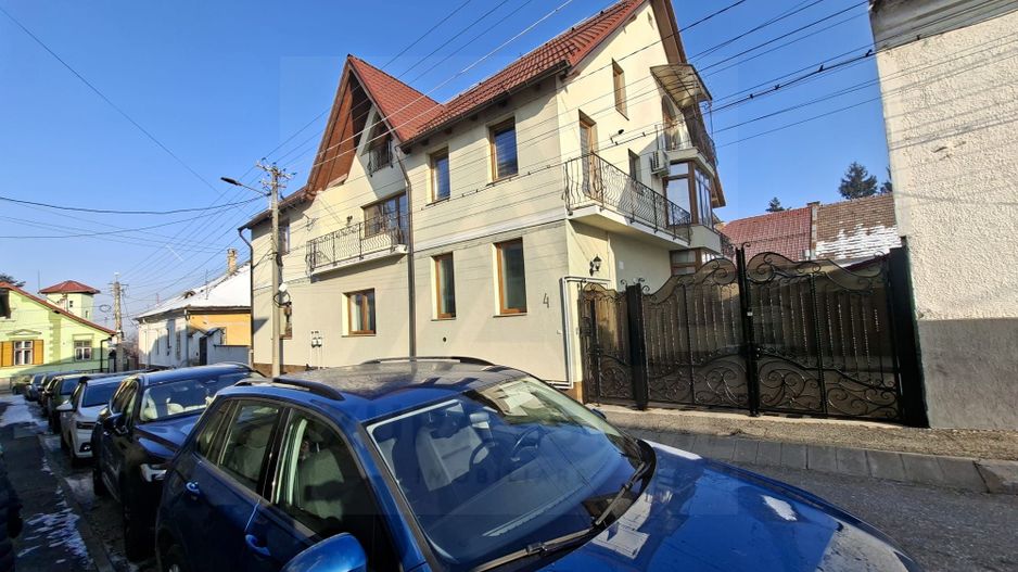 Apartament modern 3 camere curte individuala pe Bulevardul Victoriei - Poză 10