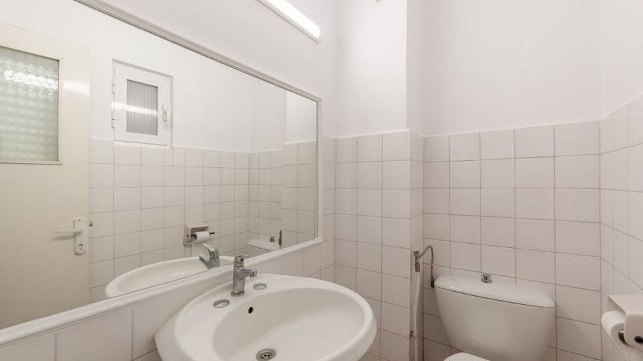 Apartament 3 camere - decomandat - 3 balcoane, etaj 3 cu lift, bloc 1991 - Poză 23