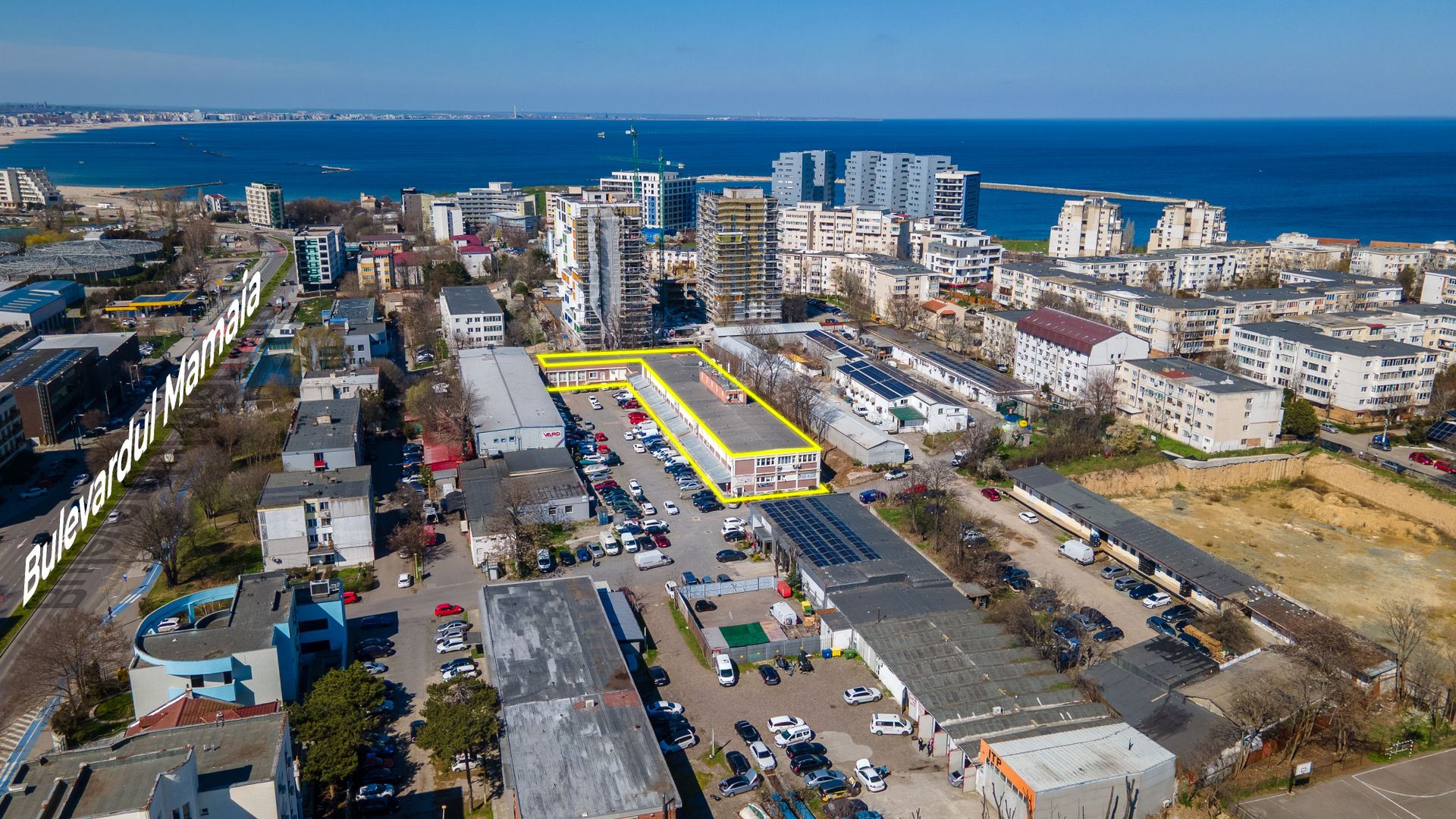 FALEZA NORD cladire multifunctionala 4600 mp cu acces din Bdul Mamaia! - Poză 1