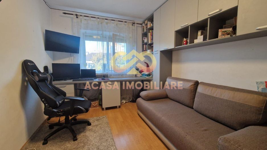 APARTAMENT 3 CAMERE CANTA   72mp - Poză 4