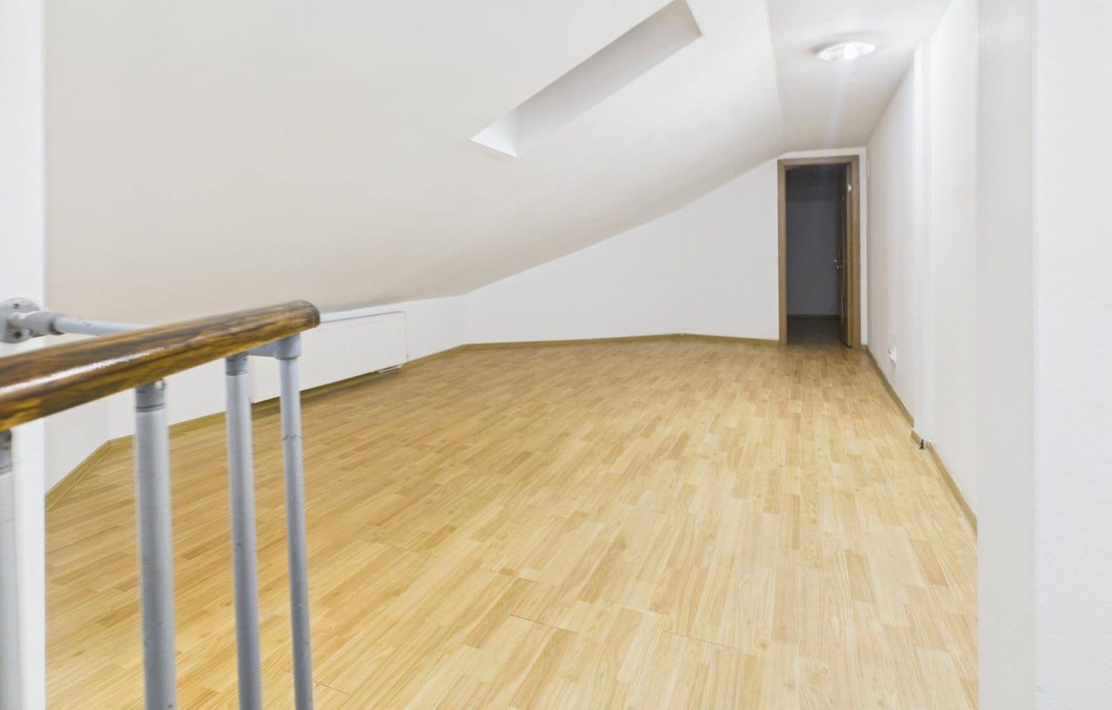 Apartament 1 cameră cu balcon și pod compartimentat | Dâmbovița, Timiș - Poză 9
