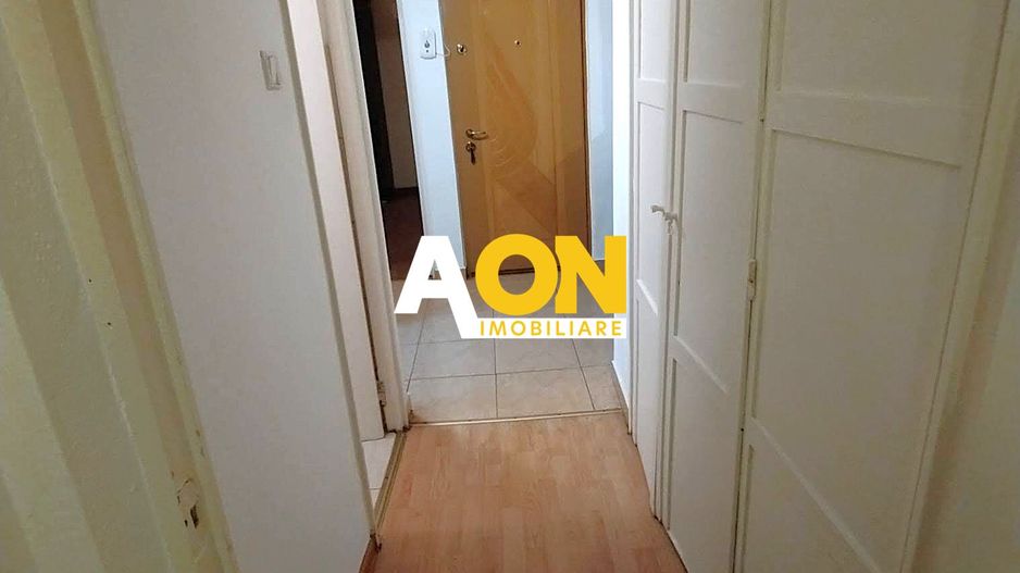 Apartament 3 camere, 68 mp utili, Cetate, zona Piata Cetate - Poză 8