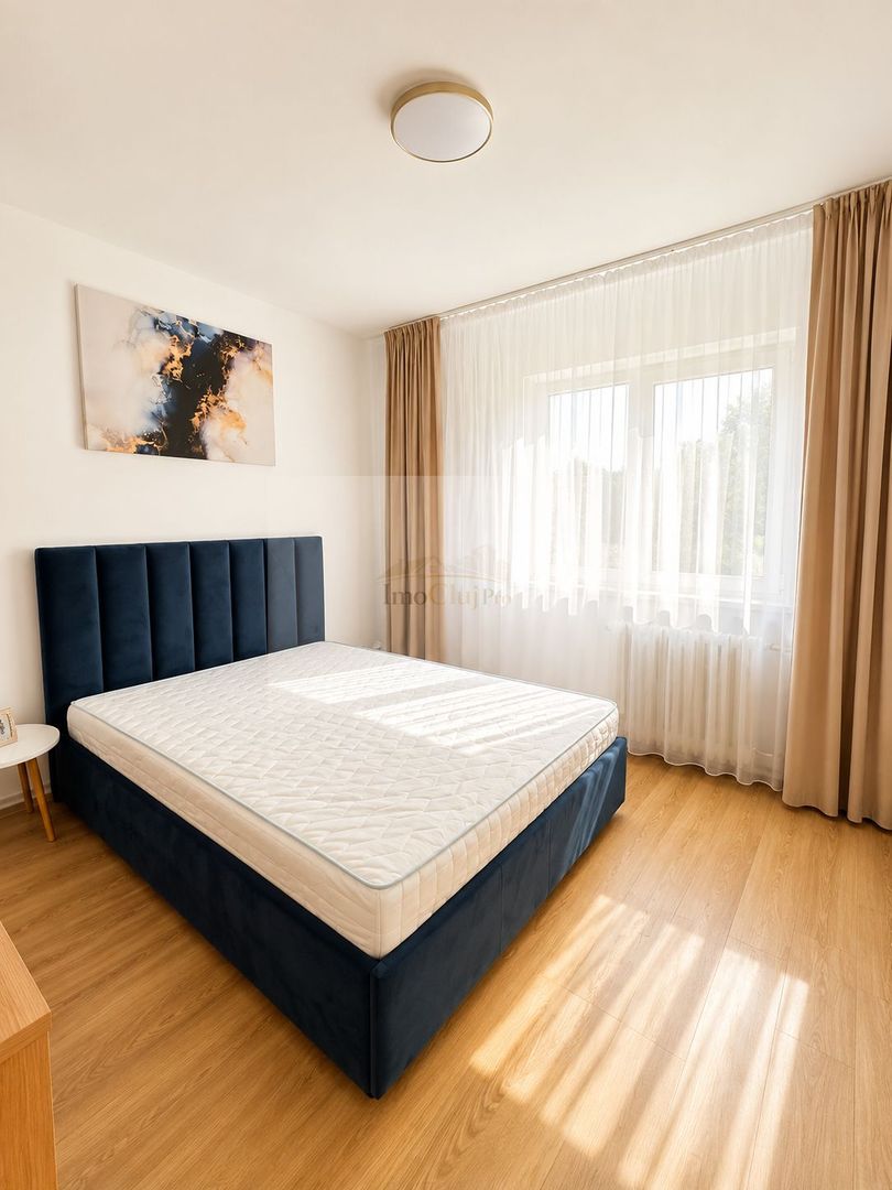Închiriere apartament decomandat 4 camere - 2 băi-etaj intermediar - Poză 1