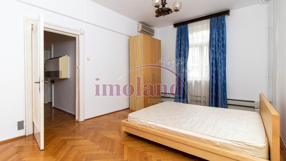 Inchiriere - Rezidenta/Birouri - Vila cu curte - Aviatorilor - Poză 18