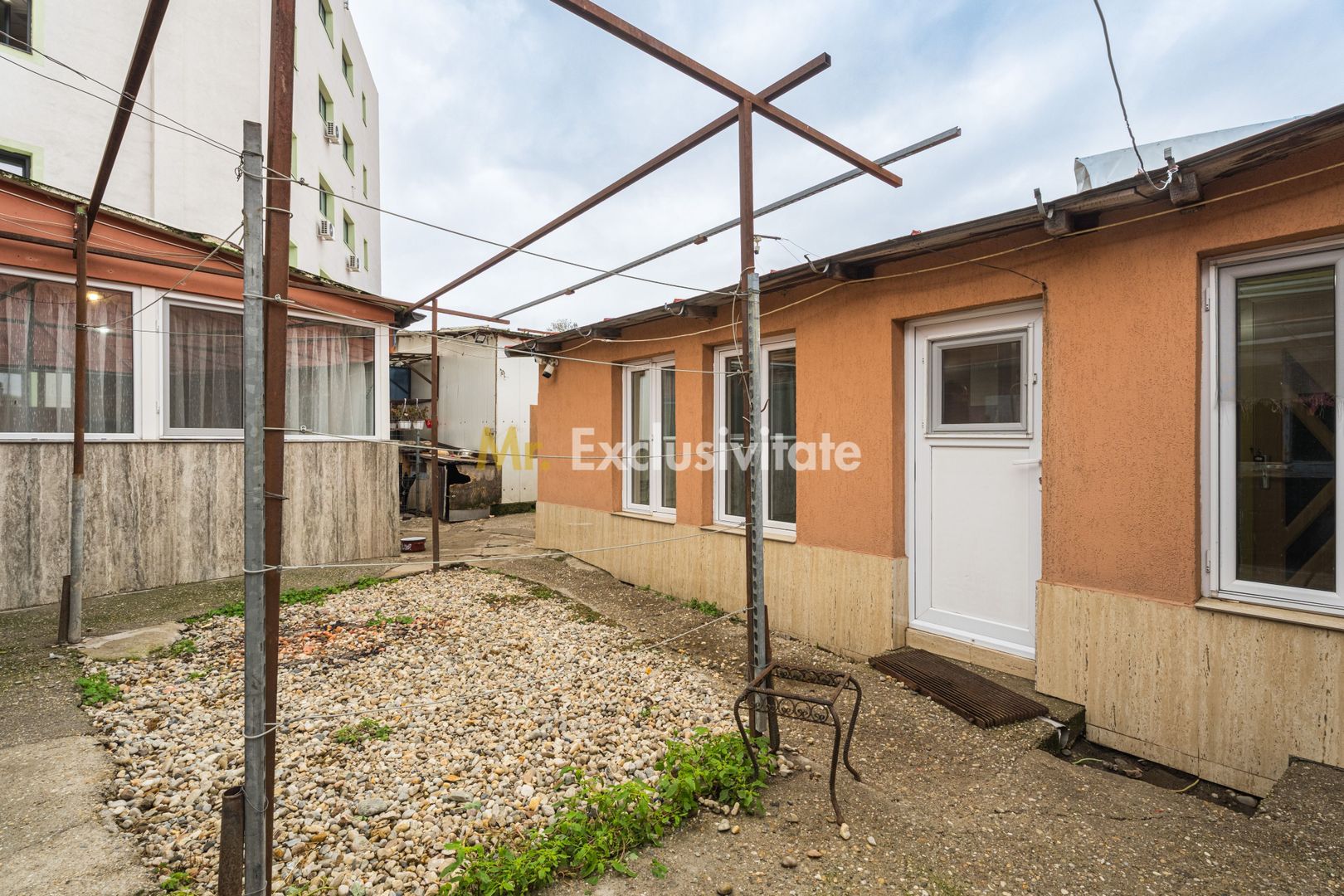 Casa, anexa, hala comerciala închiriată teren 400 mp 7 minute centru - Poză 18
