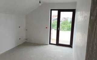 Casă/Vilă Dumbrăveni/Suceava - Poză 11