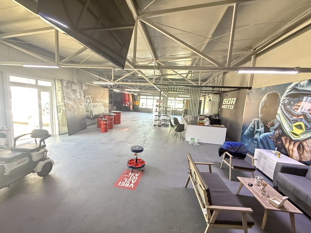 Spațiu comercial SAD | 234 mp | Comision 0% | Acces TIR | Vizibilitate | Parcare - Poză 10