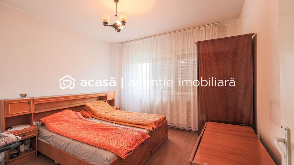 Rezervat Apartament cu 3 camere decomandat in Zona 300 - Poză 4