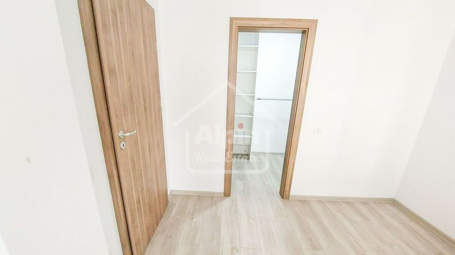 Apartament Suprafata Mare I Tractorul Coresi - Poză 8