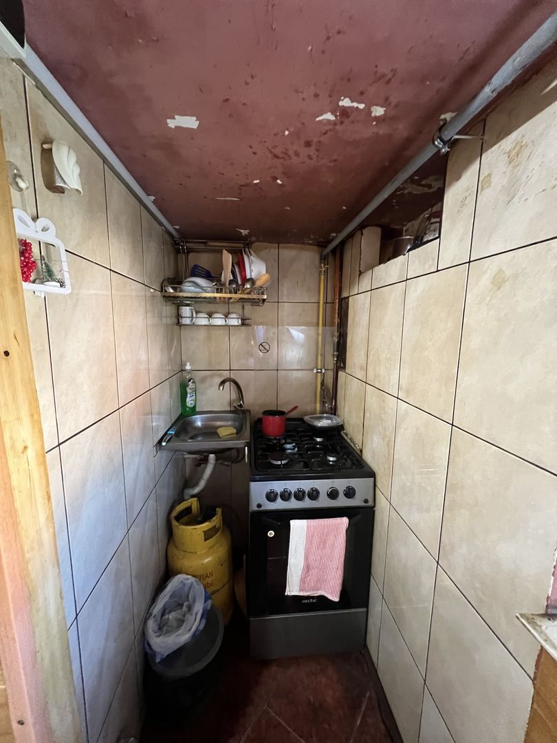 vand apartament 2 camere zona Piata Sarbilor - Poză 7