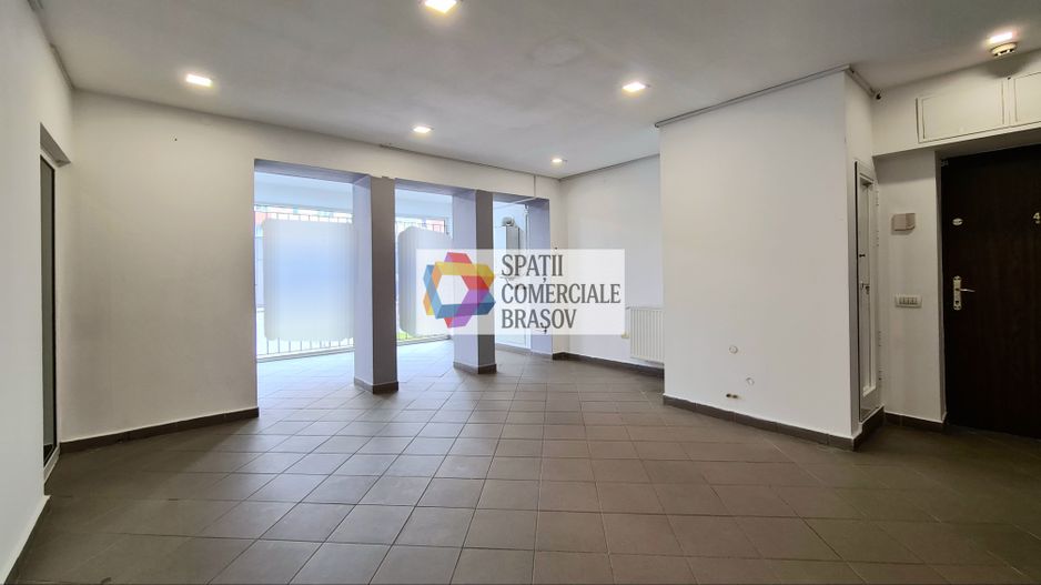 Spatiu comercial de închiriat  - 35 mp # spatii-comerciale-brasov.ro - Poză 2