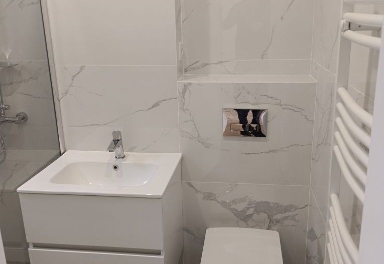 BRASADAS vinde ap 3 cam etaj 3/4 pe Careiului. - Poză 4