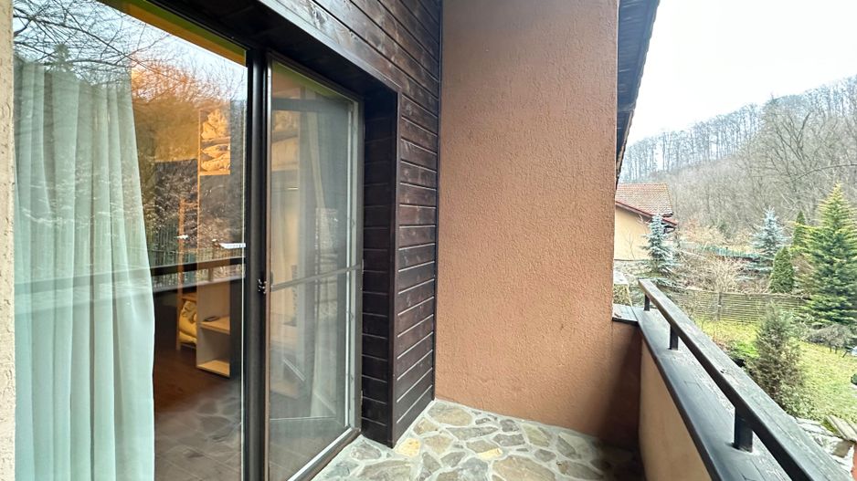 Închiriere casa duplex primitor creat pentru confort liniște și momente frumoase - Poză 23