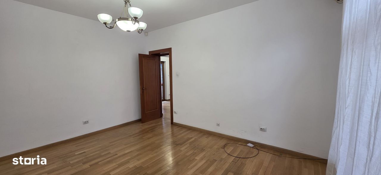 Vila 150mp utili, zona centrala si linistita, ideal birou sau locuinta - Poză 8