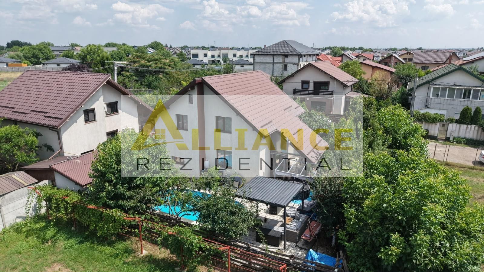 VILA MOBILATA si UTILATA- jacuzzi piscina incalzita - Poză 4