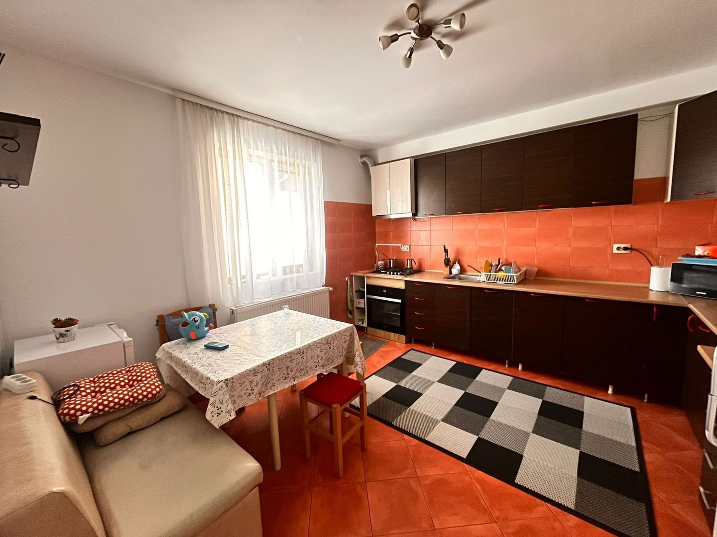 Triplex de Vânzare 150 Mpu I Suceava/Burdujeni I 170.000Euro - Poză 2