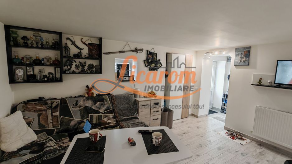 SANPETRU .Casa pretabila 2 familii ( Parinti + copil),singur in curte. - Poză 12