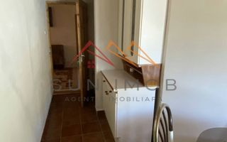 Vila de vanzare, teren 3100 mp, 7 camere, 6 grupuri sanitare, 3 CT, an 1997 - Poză 33