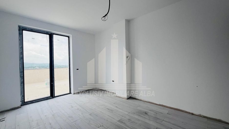 Apartament cu 3 camere si terasa de 45 mp, Bloc Nou - Poză 3