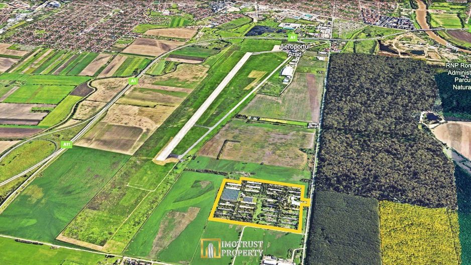 DE VANZARE –Teren Parc Industrial 18 ha cu Hale și Fotovoltaic – Arad - Poză 1