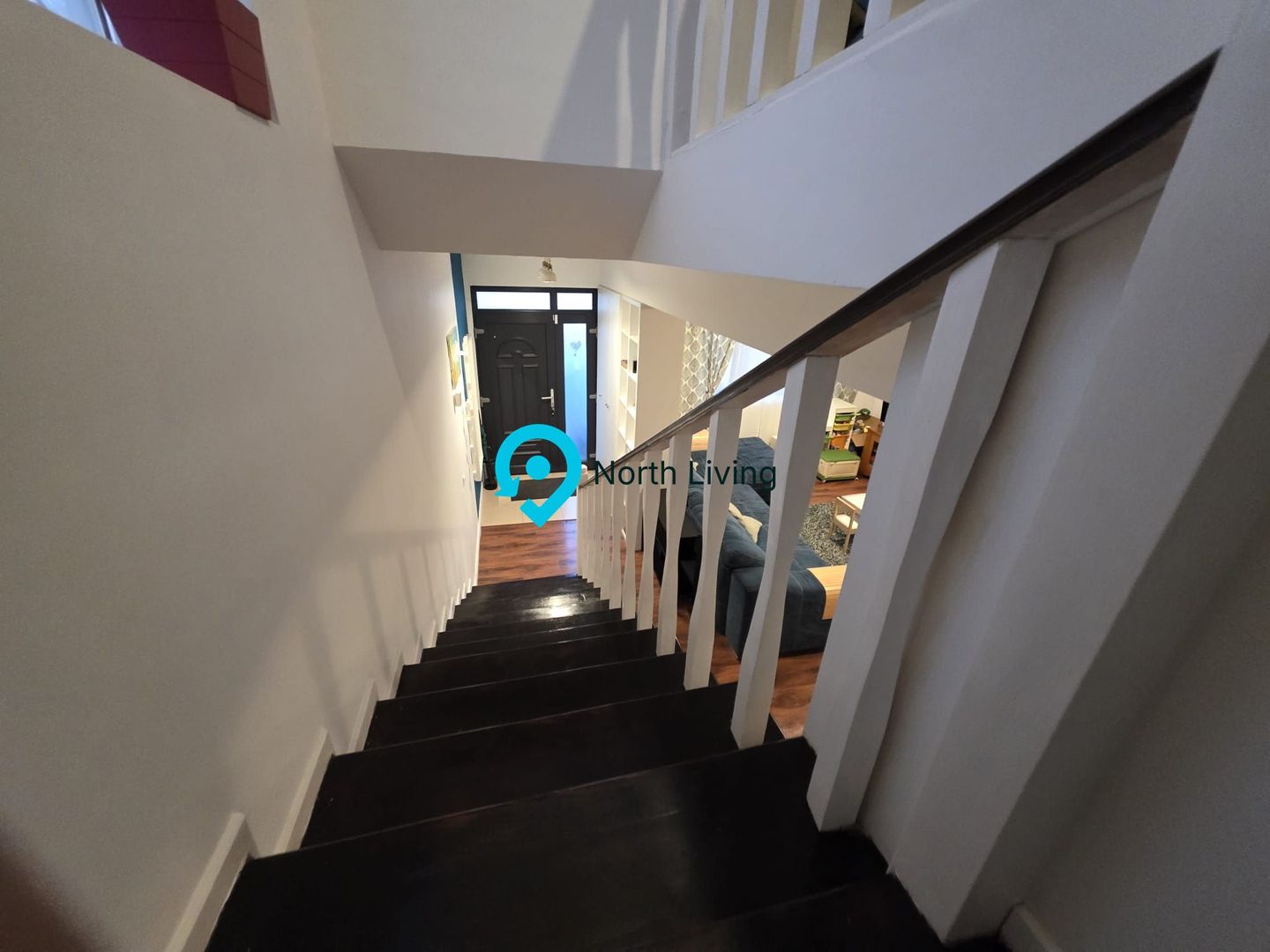 Casa 4 camere + curte 300 mp Tunari - Poză 11