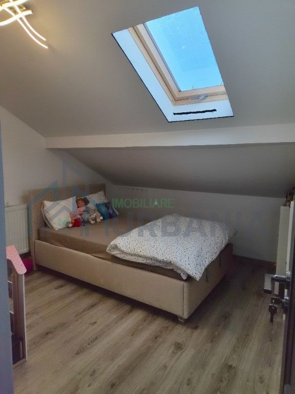 Apartament cu 4 camere de vânzare în Valea Lupului - Poză 11