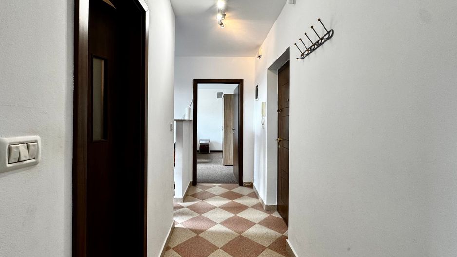 Apartament 2 camere, primitor, in zona Centrala-Universitate - Poză 4