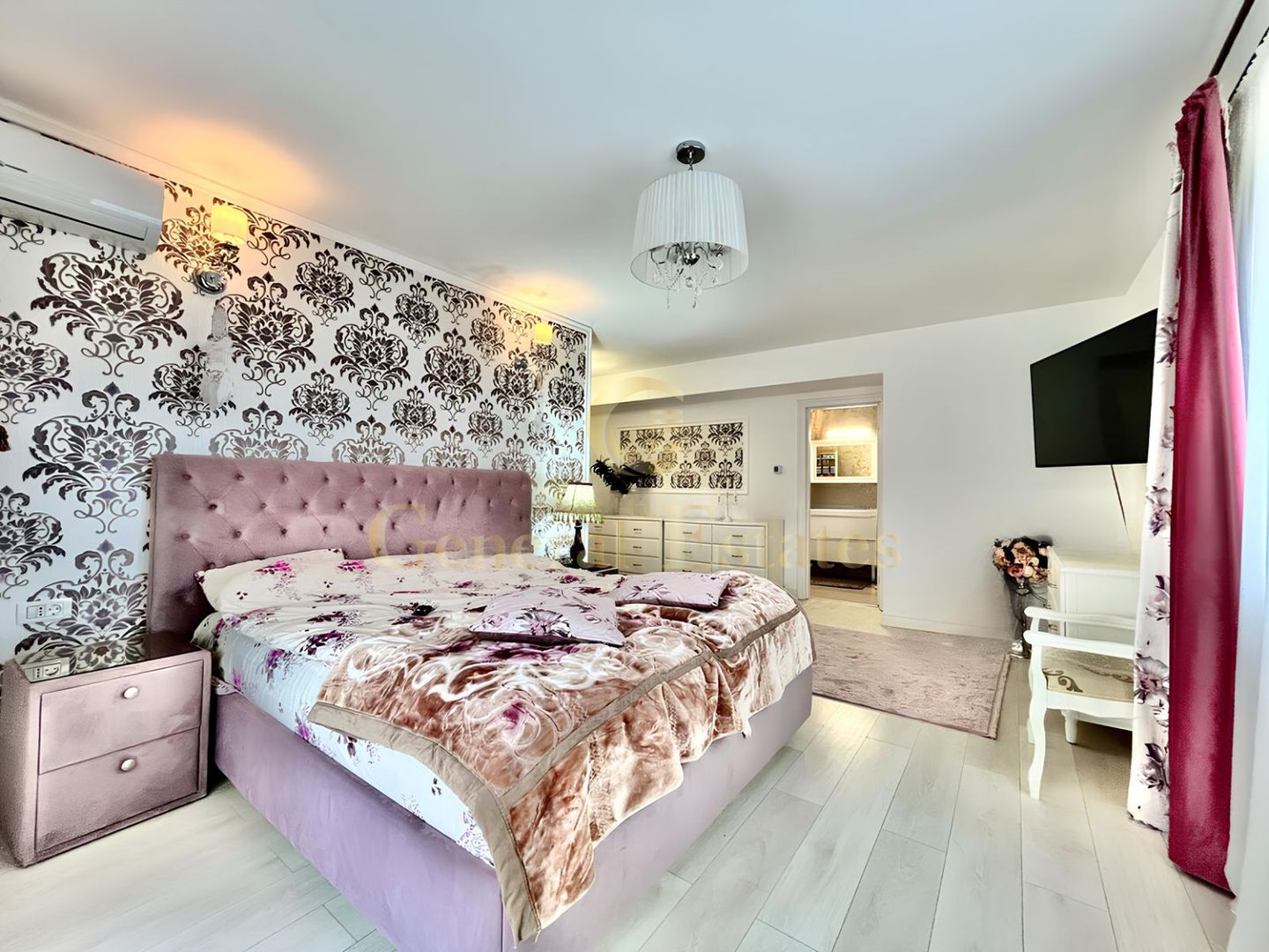 PENTHOUSE DE VIS – LUX, NATURĂ ȘI PRIVELIȘTE UNICĂ - Poză 1