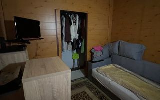 vand apartament 2 camere zona Piata Sarbilor - Poză 2