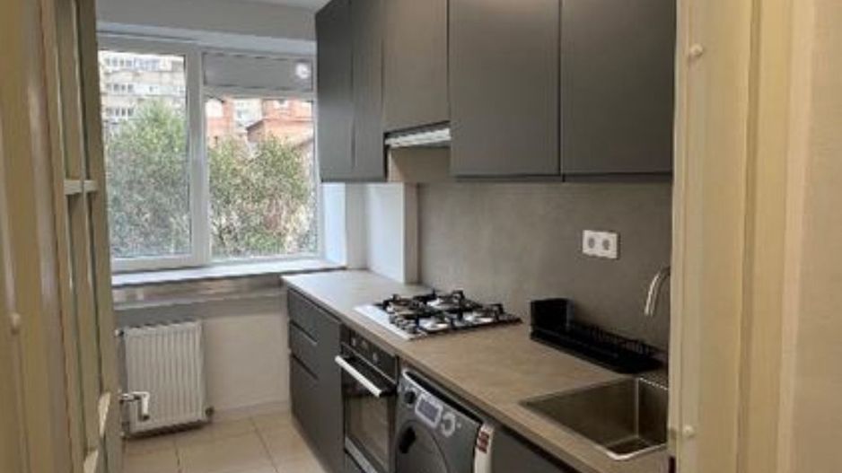 AP. 2 CAMERE UNIVERSITATE, MODERN, METROU 7 MINUTE, BUCATARIE INCHISA - Poză 6