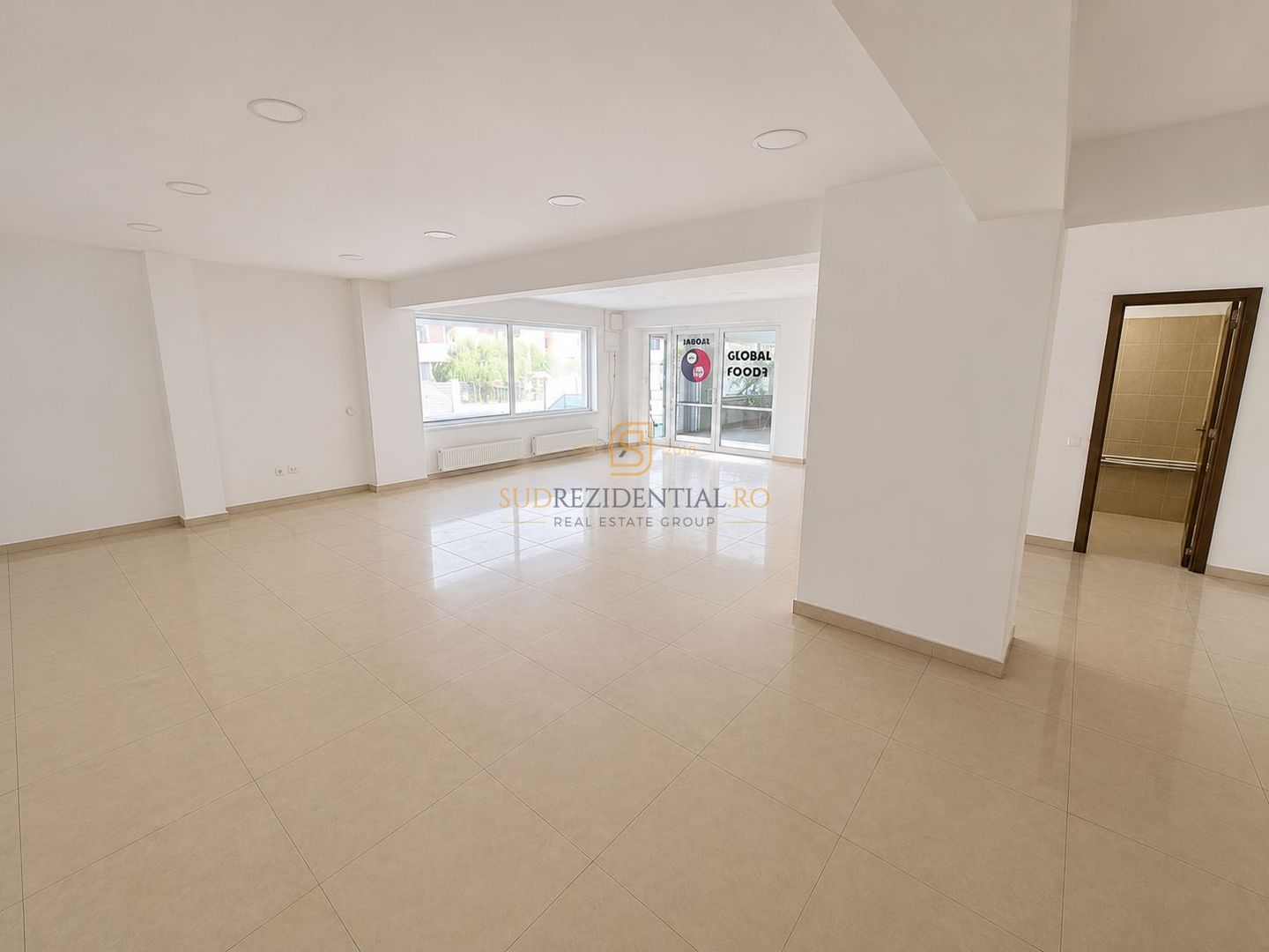 Spatiu comercial de inchiriat, 76 mp, vitrina stradala, Drumul Fermei - Poză 2