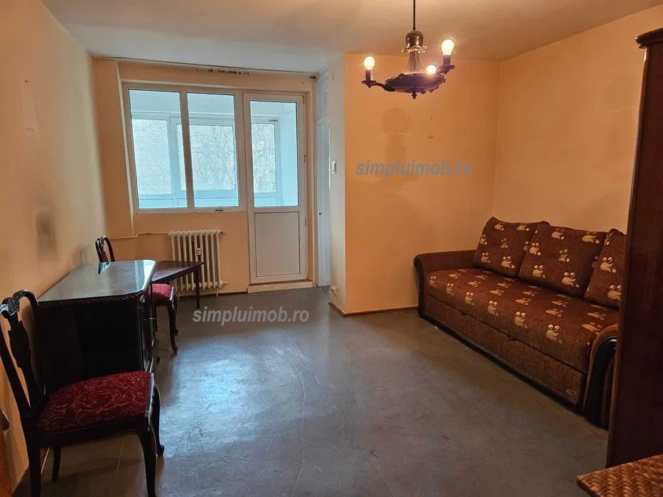 Garsoniera de renovat etaj intermediar Piata Delfinului - Poză 1