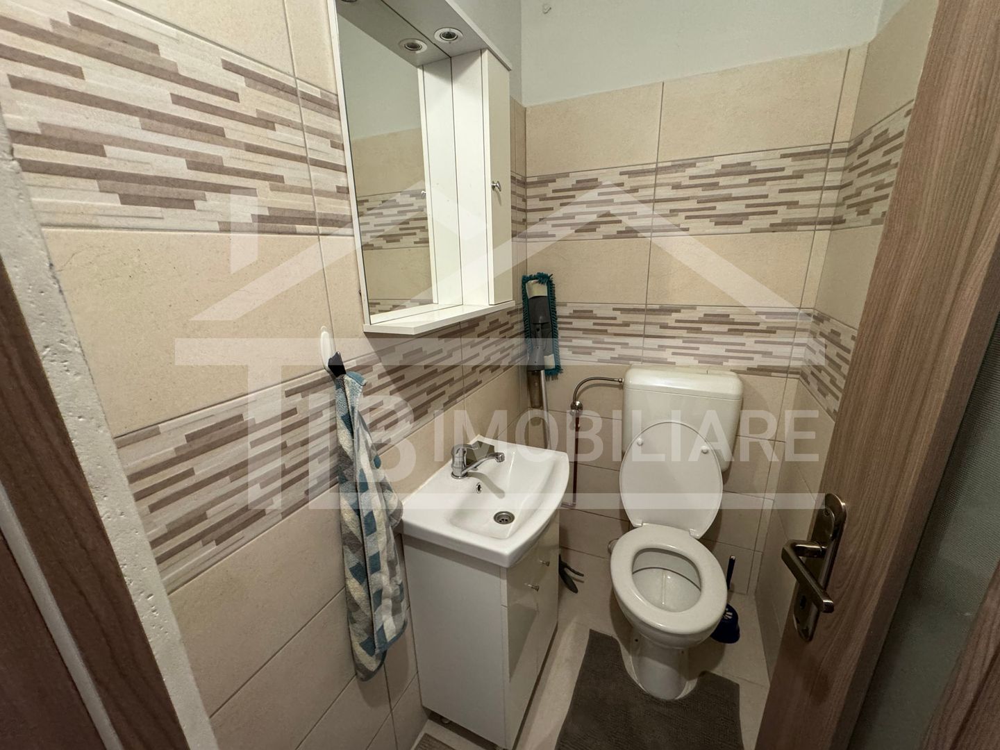 Apartament cu 3 camere, 65mp, Zona Diamant - Poză 11