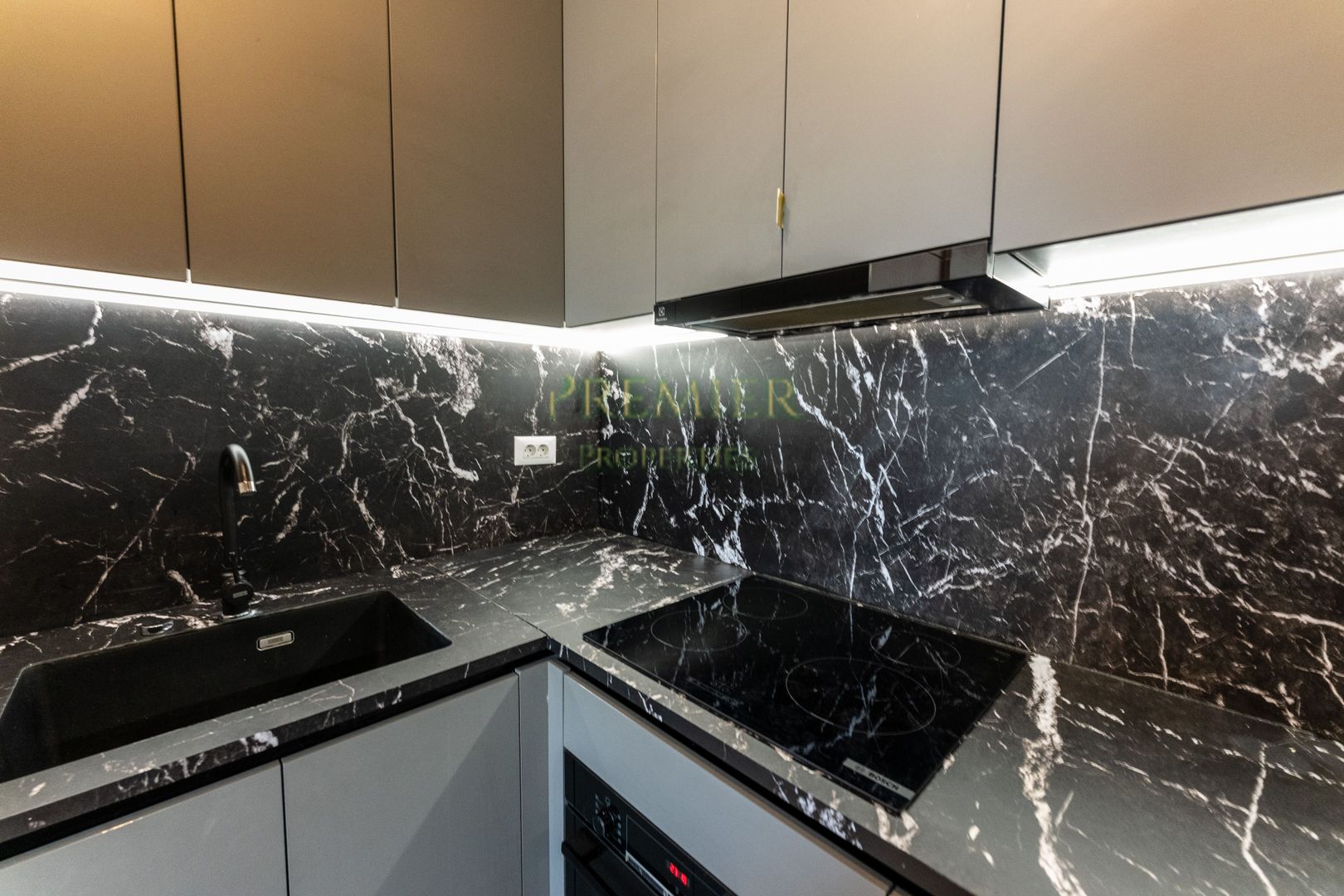 Apartament 2 camere de lux One Verdi Park complet mobilat loc parcare inclus - Poză 18