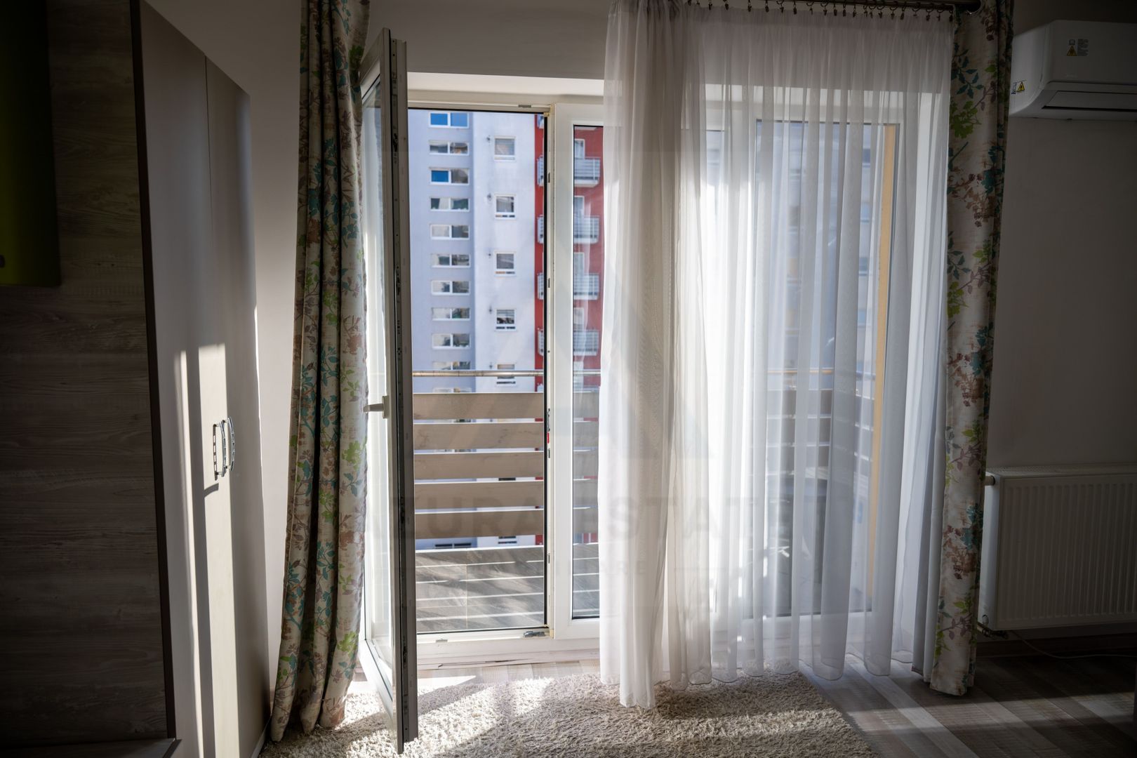 Apartament 2 camere  Etaj 5/8 lift si parcare  Cartier Avantgarden - Poză 14