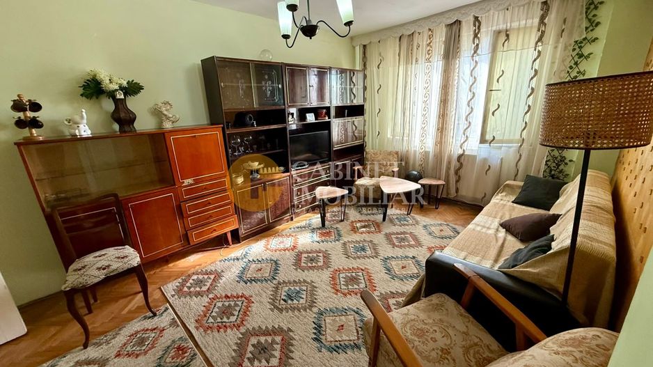 OPORTUNITATE INVESTITIE--2 CAMERE PIATA UNIRII-- ETAJ INTERMEDIAR--LIBER - Poză 1