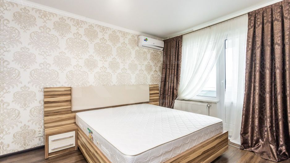 Vânzare, apartament, 3 camere, str. Nicolae Milescu Spătaru, Ciocana - Poză 1