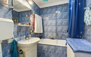 Apartament cu 3 camere în zona Lipovei - Poză 9