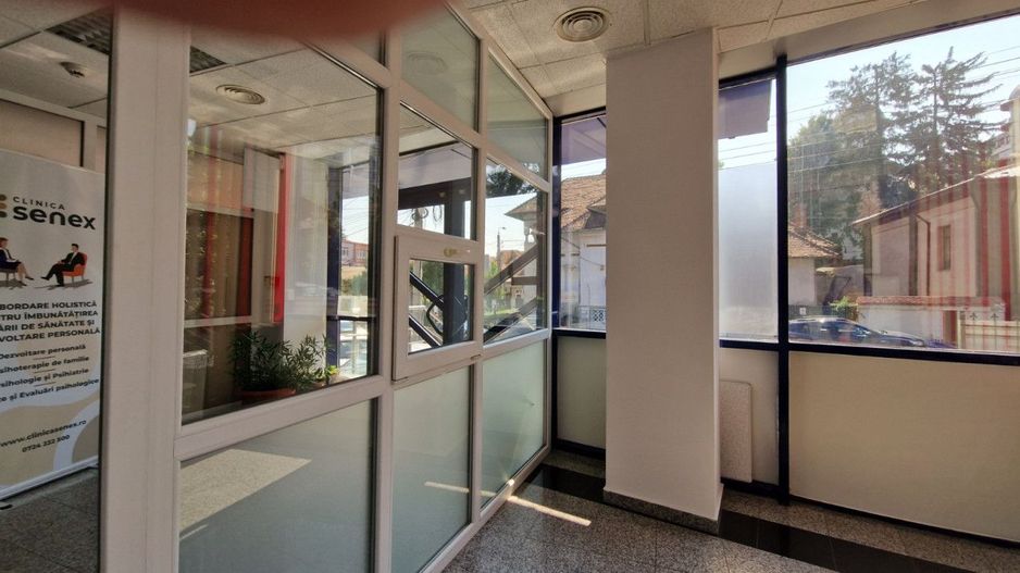 Inchiriere spatiu centru Pitesti, strada Crinului - Poză 7