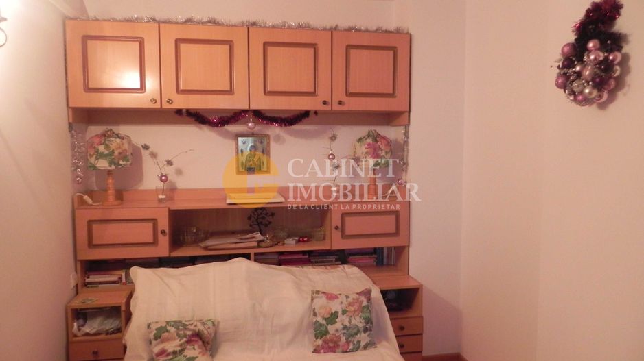 Apartament Cu 2 Camere Decomandat 45 mp Etaj 5 - Poză 3