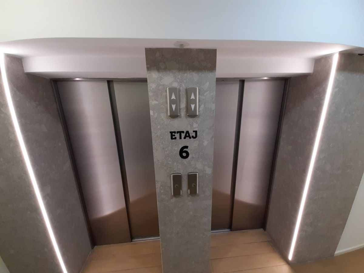 GARSONIERA COCHETA  ZONA VACARESTI - Poză 11