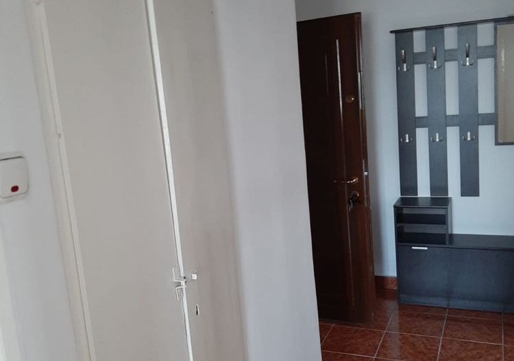 Vand apartament 2 camere - Poză 7